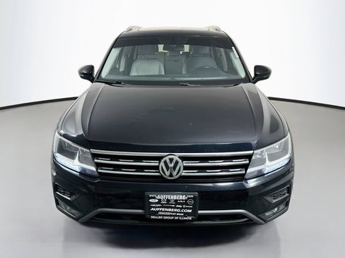 Used 2019 Volkswagen Tiguan SEL FWD image 2