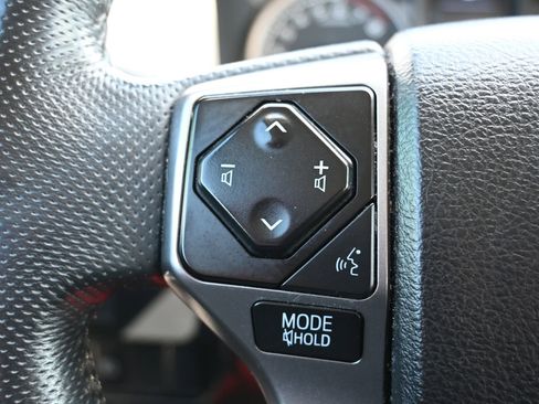 Used 2023 Toyota Tacoma SR5 RWD image 9