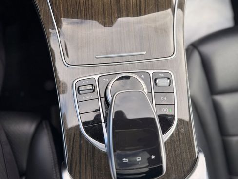 Used 2015 Mercedes-Benz C 400 4MATIC image 26