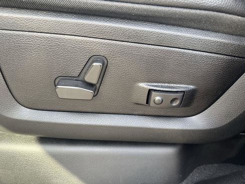 Used 2023 RAM 2500 Laramie image 12