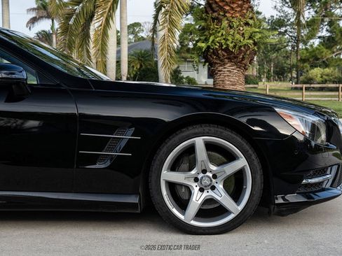 Used 2016 Mercedes-Benz SL 550 image 11