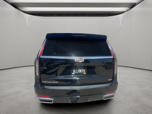Used 2023 Cadillac Escalade Premium Luxury AWD/4WD image 4