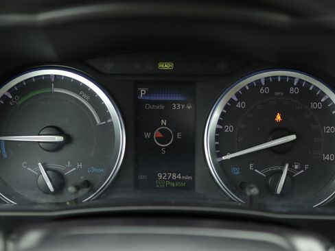 Used 2019 Toyota Highlander Limited Platinum image 12