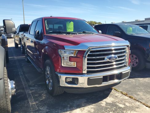 Used 2016 Ford F150 XLT w/ Equipment Group 302A Luxury image 6
