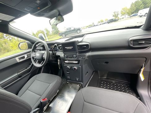New 2025 Ford Explorer 4WD Police Interceptor image 10