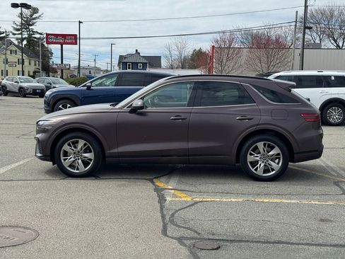 Used 2022 Genesis GV70 3.5T Sport w/ Sport Advanced Package AWD/4WD image 2