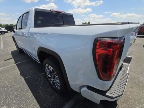Used 2026 GMC Sierra 1500 Denali Ultimate AWD/4WD image 8