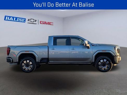 New 2026 GMC Sierra 2500 Denali w/ Technology Package AWD/4WD image 3
