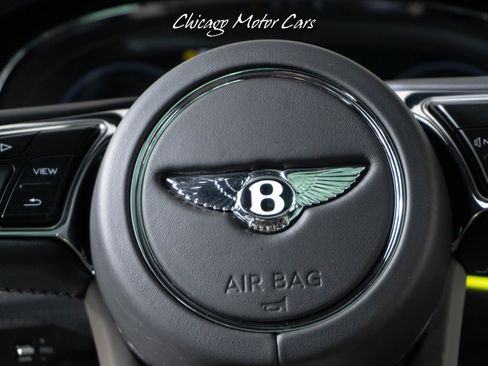Used 2023 Bentley Bentayga Extended Wheelbase image 22