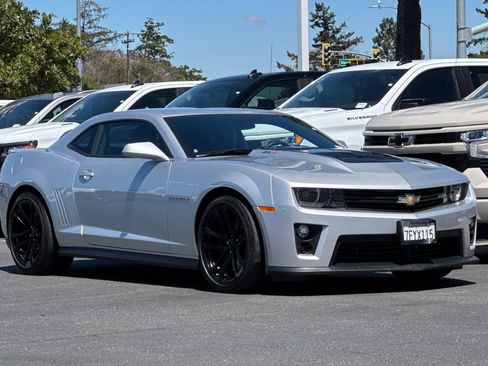 Used 2014 Chevrolet Camaro ZL1 RWD image 2