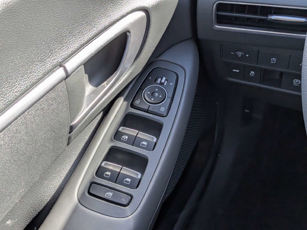 Used 2021 Hyundai Sonata SE FWD image 20