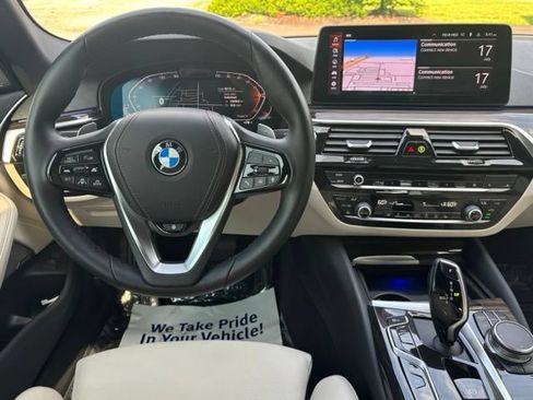 Used 2021 BMW 540i xDrive w/ Premium Package AWD/4WD image 19