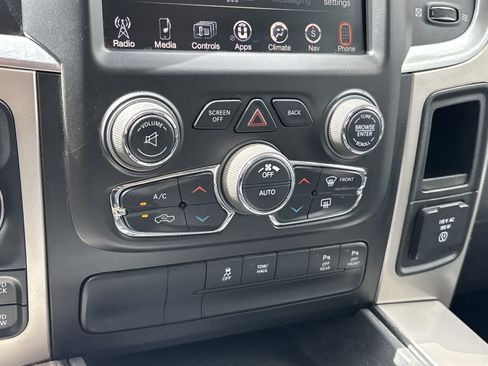 Used 2017 RAM 1500 Big Horn AWD/4WD image 23