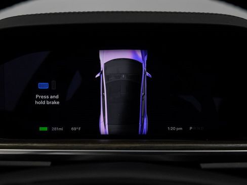 Used 2022 Tesla Model S image 26