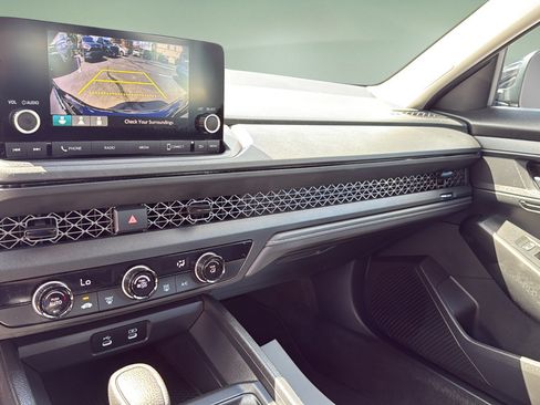 Used 2023 Honda Accord LX image 26