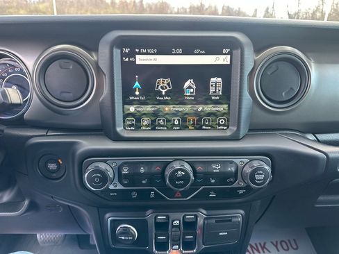 Used 2022 Jeep Wrangler Unlimited Sport image 23