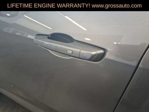 Used 2026 Buick Enclave Preferred AWD/4WD image 13