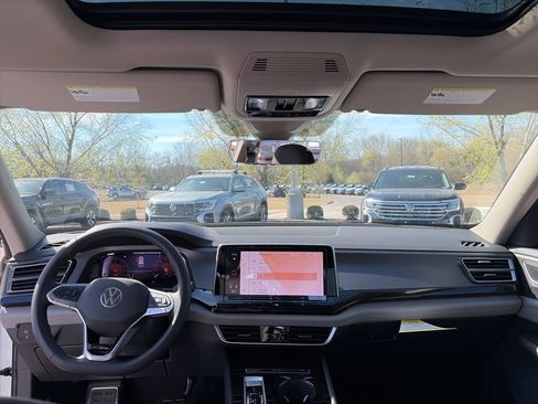 New 2026 Volkswagen Atlas Peak Edition AWD/4WD image 27