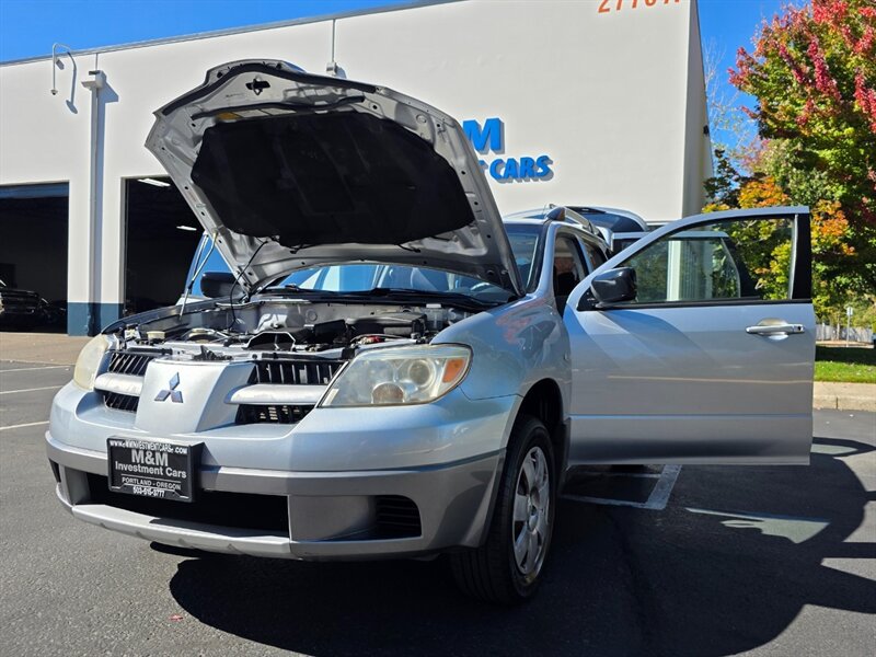 Used 2006 Mitsubishi Outlander LS AWD/4WD image 25