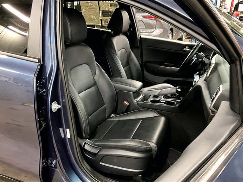 Used 2022 Kia Sportage Nightfall Edition AWD/4WD image 15