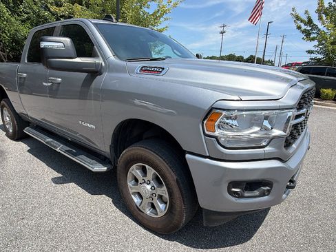 Used 2024 RAM 2500 Big Horn w/ Sport Appearance Package AWD/4WD image 5