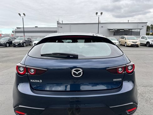 Certified 2025 MAZDA MAZDA3 s Sport image 25