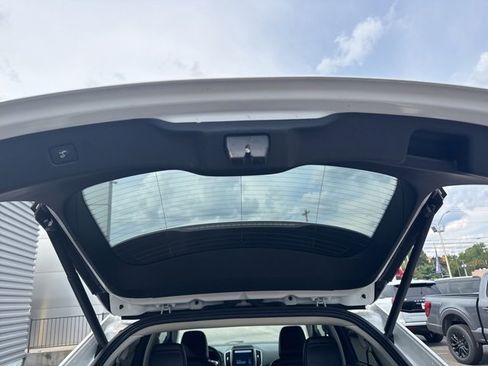 Used 2023 Ford Edge SEL w/ Convenience Package image 31