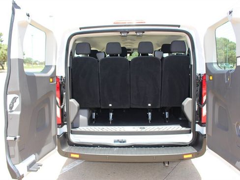 Used 2023 Ford Transit 350 XLT RWD image 8