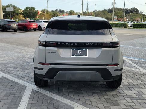 New 2026 Land Rover Range Rover Evoque S image 4