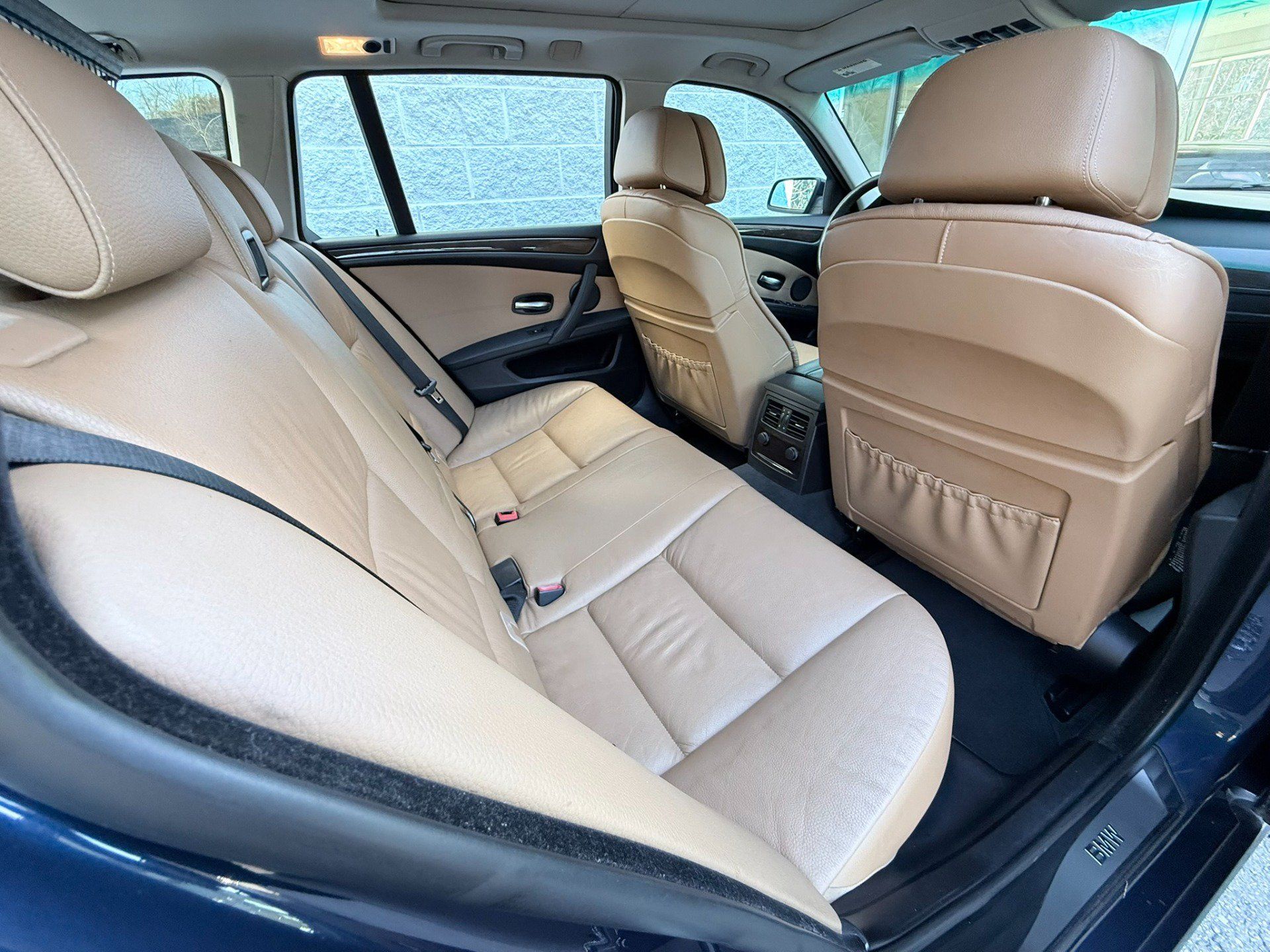 Used 2009 BMW 535i xDrive Wagon AWD/4WD image 40