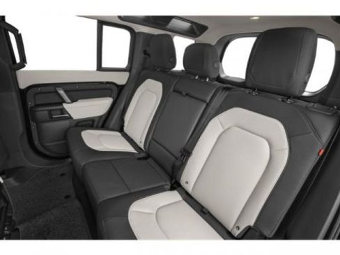 New 2025 Land Rover Defender 110 X-Dynamic SE image 16