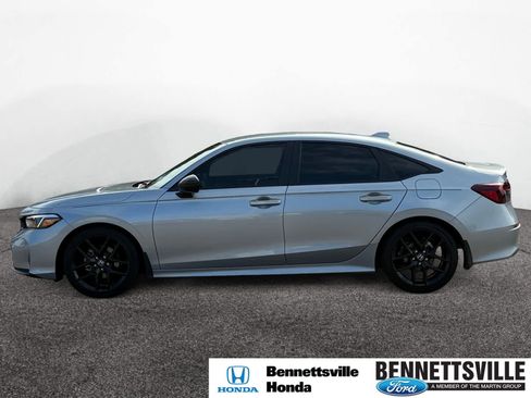 Used 2025 Honda Civic Sport image 2