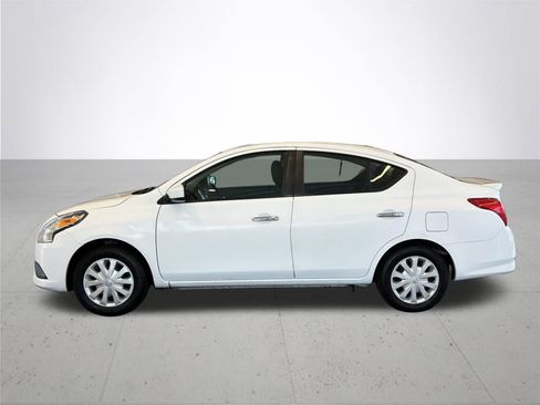 Used 2019 Nissan Versa SV FWD image 11
