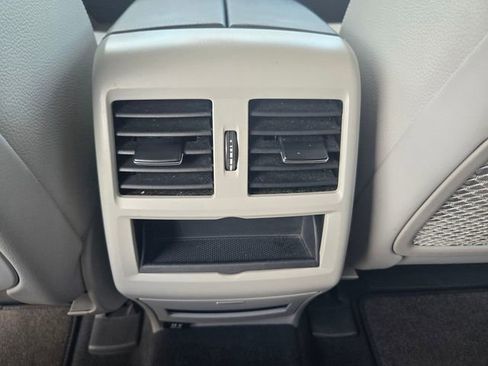 Used 2012 Mercedes-Benz ML 350 4MATIC image 10