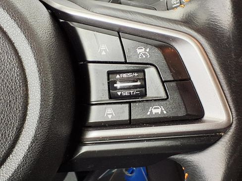 Used 2019 Subaru Crosstrek 2.0i Premium w/ Eyesight System AWD/4WD image 18