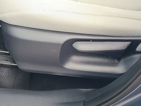 Certified 2024 Toyota Corolla Cross L FWD image 16