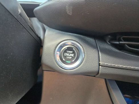 Used 2022 Buick Envision Preferred FWD image 25