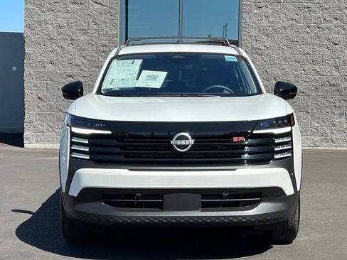 New 2026 Nissan Kicks SR FWD image 10
