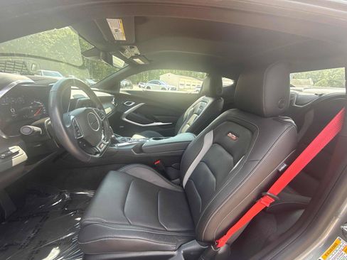 Used 2023 Chevrolet Camaro SS RWD image 11