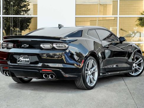 Used 2021 Chevrolet Camaro LT w/ RS Package RWD image 8