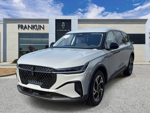 New 2026 Lincoln Nautilus Premier w/ Jet Appearance Package AWD/4WD image 3