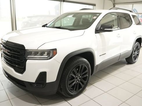 Used 2023 GMC Acadia SLE w/ Elevation Edition AWD/4WD image 5