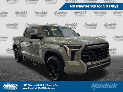 Used 2025 Toyota Tundra SR5 w/ SR5 Convenience Package AWD/4WD image 1
