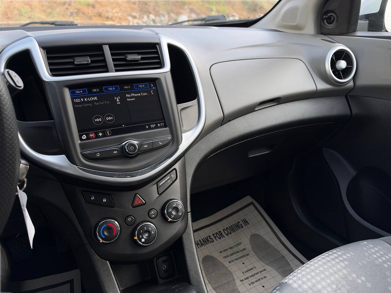 Used 2018 Chevrolet Sonic LT FWD image 16