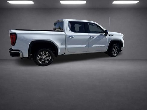 Used 2025 GMC Sierra 1500 SLT RWD image 25
