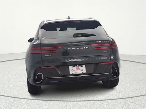 Used 2022 Genesis GV70 2.5T w/ Select Package image 6