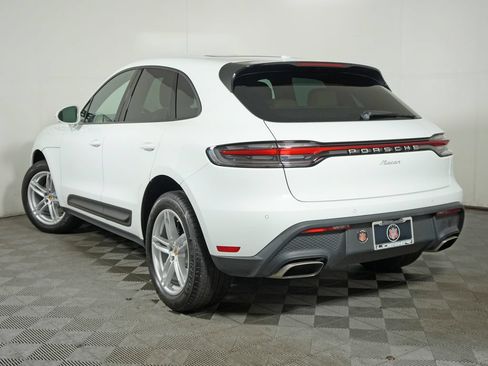 Certified 2025 Porsche Macan w/ Premium Package Plus AWD/4WD image 3