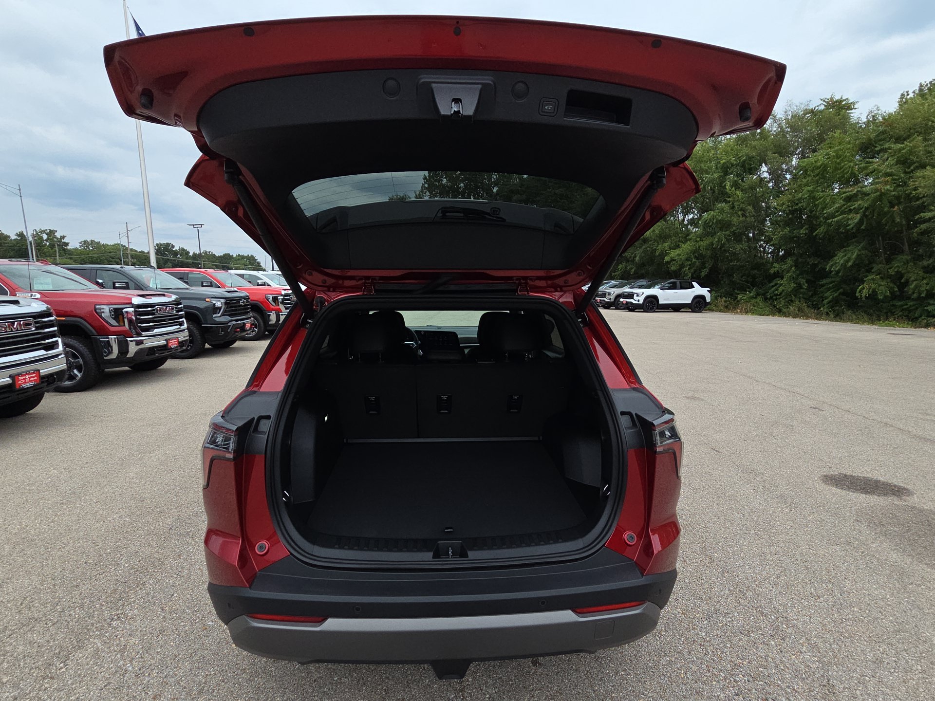 New 2027 Chevrolet Equinox LT w/ Convenience Package II AWD/4WD image 31