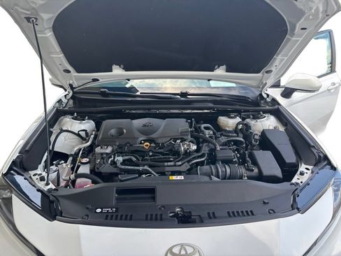 Used 2025 Toyota Camry LE FWD image 14