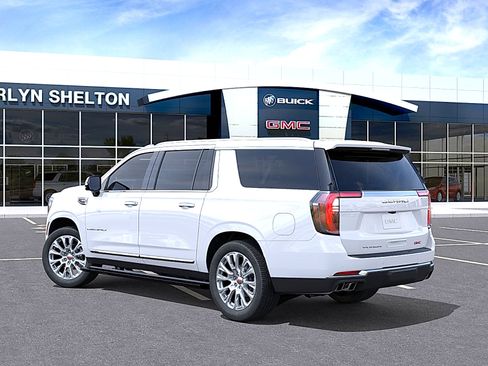 New 2026 GMC Yukon XL Denali w/ Denali Reserve Package AWD/4WD image 3